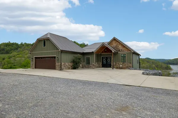 1010 Old Casey Cove Rd, Smithville, TN 37166