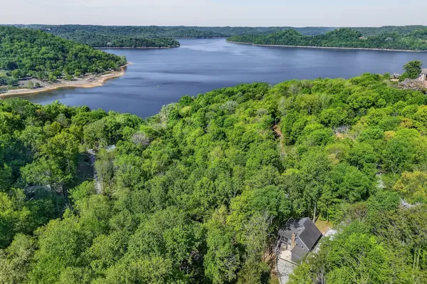 1097 Floating Mill Village Road, Silver Point, TN 38582