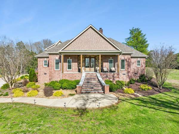 750 Upper Station Camp Crk Rd, Gallatin, TN 37066