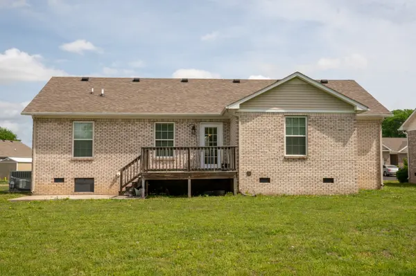 2008 Eisley Ln, Columbia, TN 38401