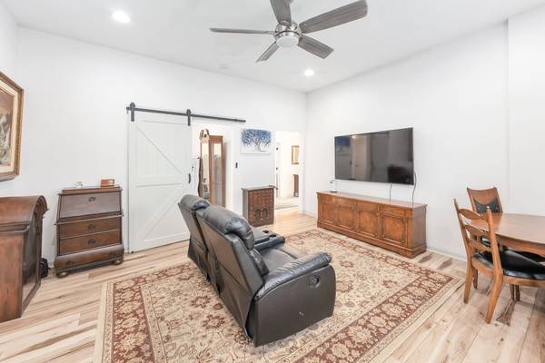 209 Hatton St, Jackson, TN 38301