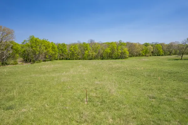 4 Old Zion Rd, Columbia, TN 38401