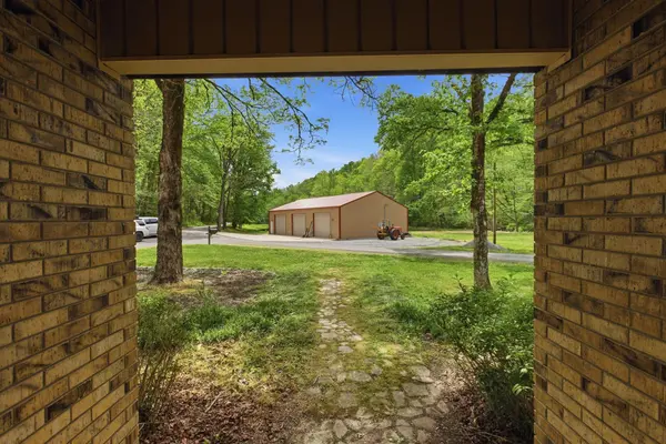 580 Defeated Creek Rd, Centerville, TN 37033