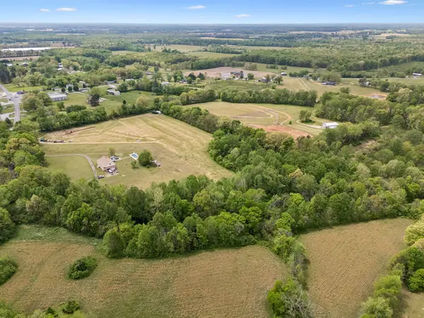 1059 Old Railroad Bed Rd, Taft, TN 38488