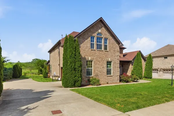 720 Hardys Ct, Whites Creek, TN 37189
