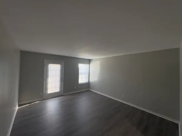 407 N College St #B15, Tullahoma, TN 37388