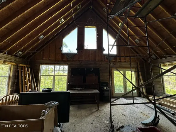 105 Johnson Hollow Lane, Greeneville, TN 37745