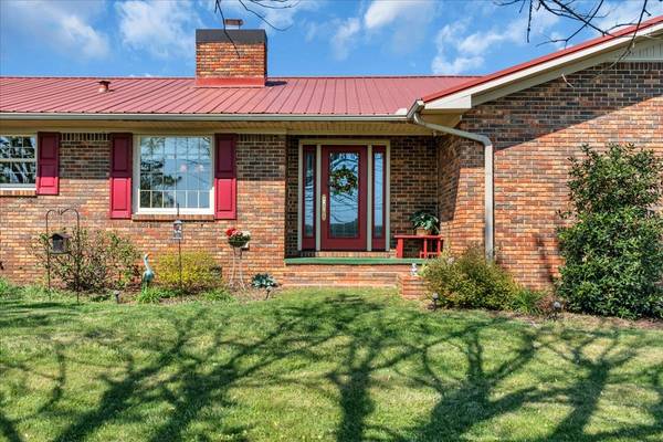 1435 Hennessee Bridge Rd, Rock Island, TN 38581