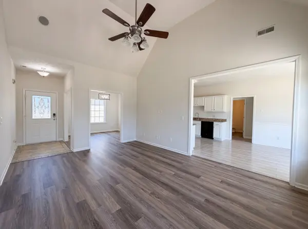 425 Long Creek Dr, Christiana, TN 37037