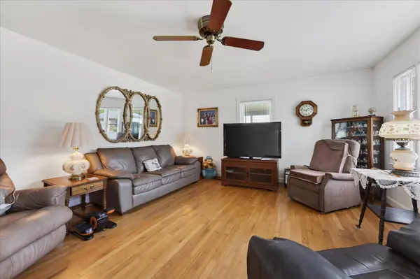 415 Elaine Dr, Hopkinsville, KY 42240