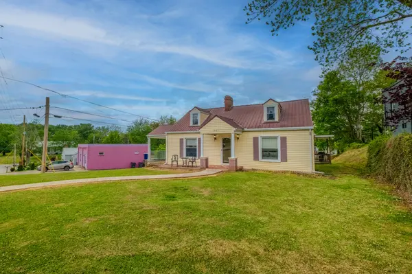 601 N Spring St, Mcminnville, TN 37110