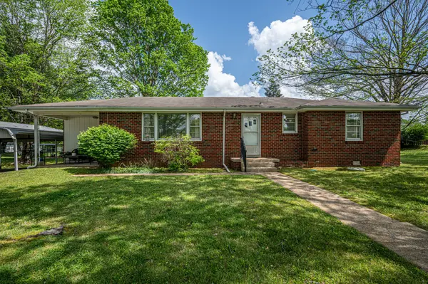 1006 Hershell St, Burns, TN 37029