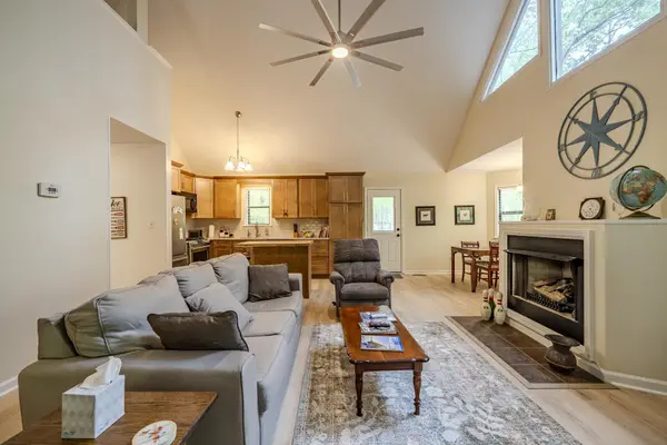 325 MURRAY LN, Counce, TN 38326