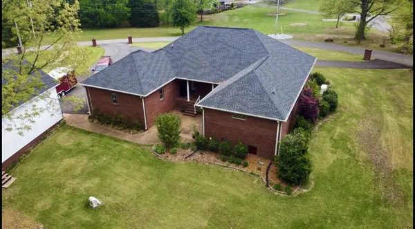 25 Max Dr, Paris, TN 38242