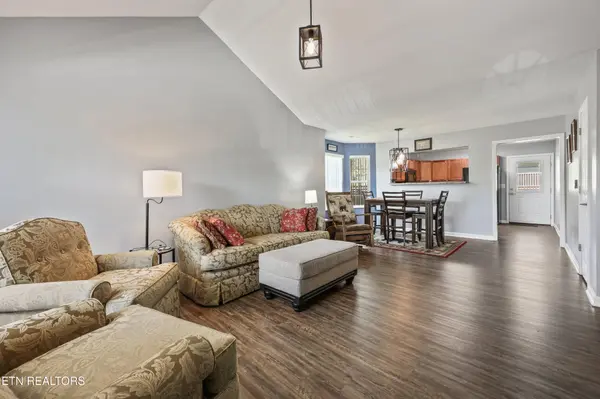1709 Watauga St, Sevierville, TN 37876