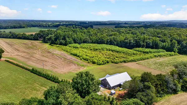 89 Beans Creek Vw, Belvidere, TN 37306