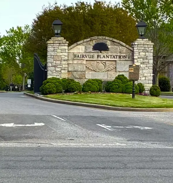 1153 McCrory Cir, Gallatin, TN 37066