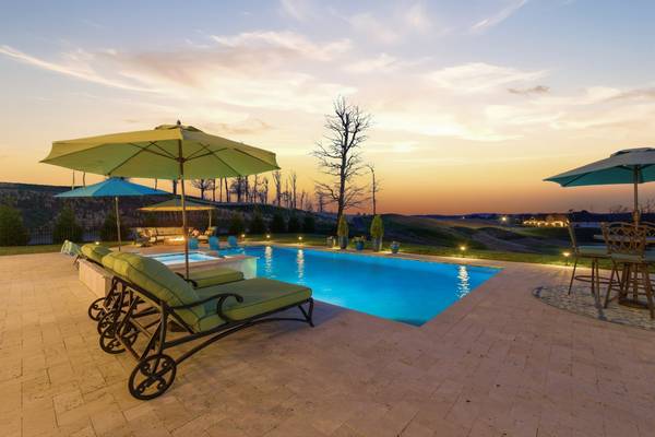 250 Bower Ct, Lenoir City, TN 37772