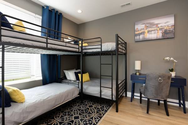 2403 Jefferson St #E, Nashville, TN 37208