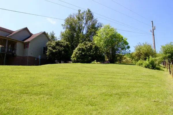 2120 Green Mountain Rd #NE, Cookeville, TN 38506