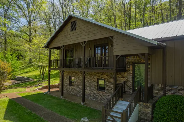 8039 Campbellsville Rd, Pulaski, TN 38478