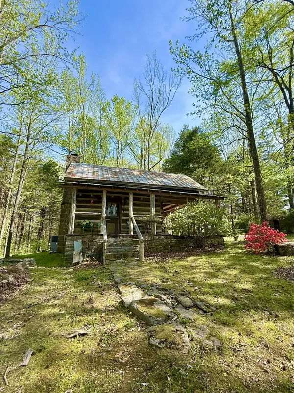 562 Junus Jackson Hollow Rd, Minor Hill, TN 38473
