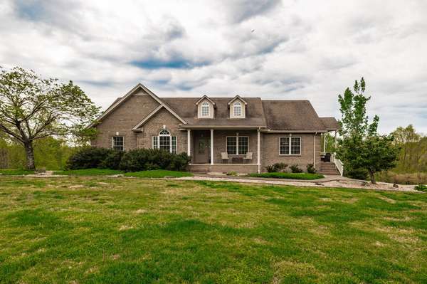 1103 Johnny Spears Rd, Westmoreland, TN 37186