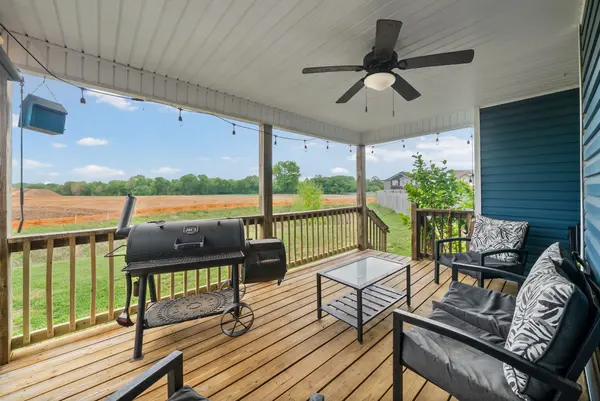 2333 Danbury Dr, Clarksville, TN 37042