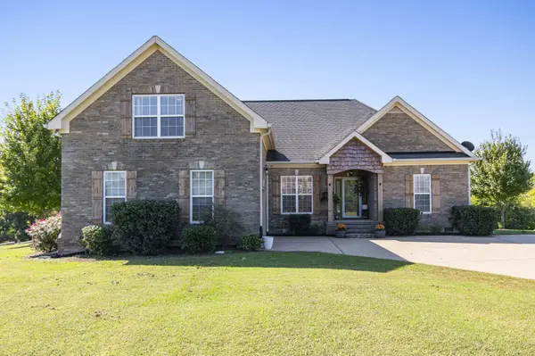 1851 Lochlann Dr, Culleoka, TN 38451
