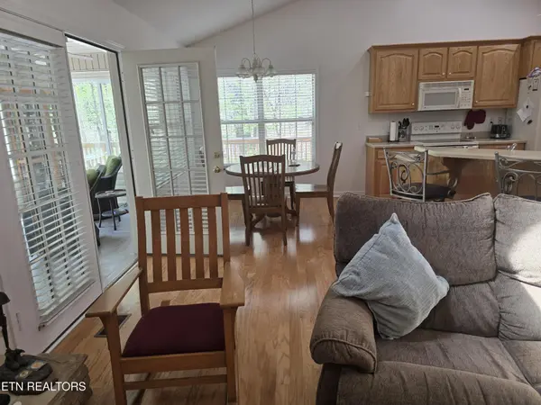 106 Lafayette Point, Crossville, TN 38558