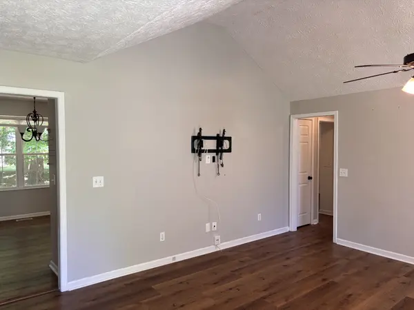 104 Forrest Ln, White House, TN 37188
