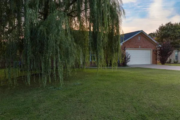 1952 Beverly Ave, Muscle Shoals, AL 35661