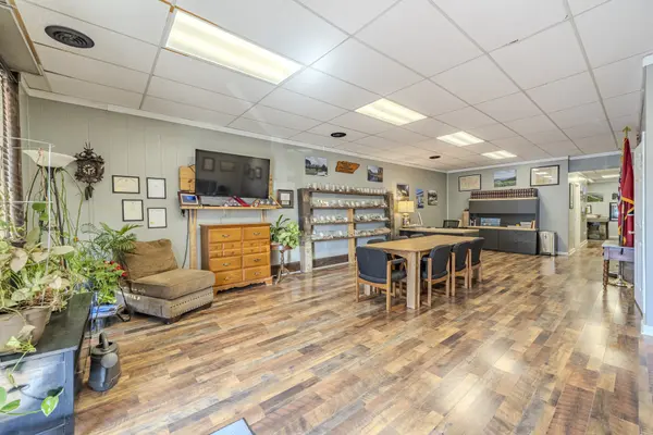 108 Public Sq #N, Waynesboro, TN 38485