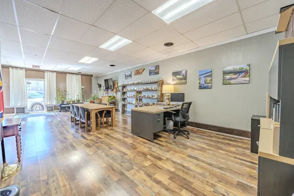 108 Public Sq #N, Waynesboro, TN 38485
