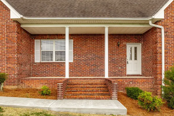 101 Oakland Dr, Gallatin, TN 37066