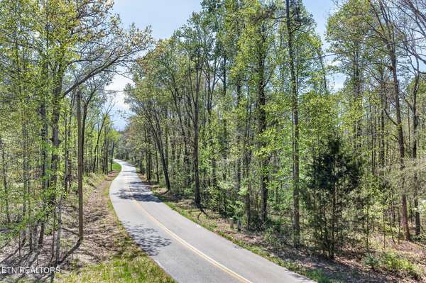 3 Smith Mountain Rd, Rockwood, TN 37854