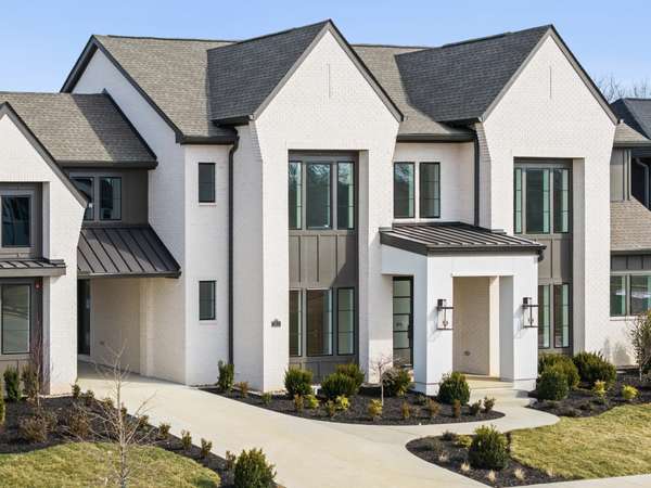 8124 Boiling Springs Pl, Brentwood, TN 37027