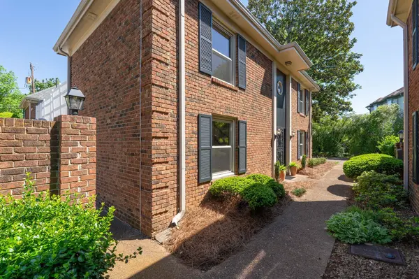 328 Elmington Ave, Nashville, TN 37205