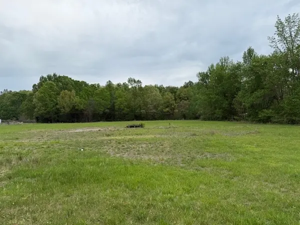 2250 N Jackson St, Tullahoma, TN 37388