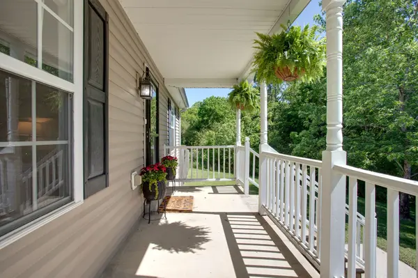 743 Elm St, Spring Hill, TN 37174