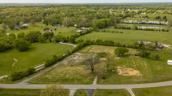 4444 Highway 76, Cottontown, TN 37048