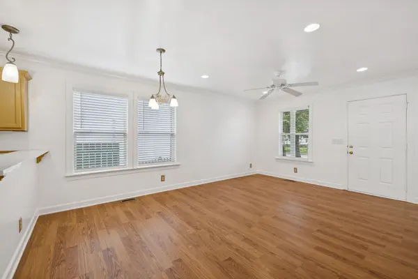 354 9th Ave #N, Franklin, TN 37064