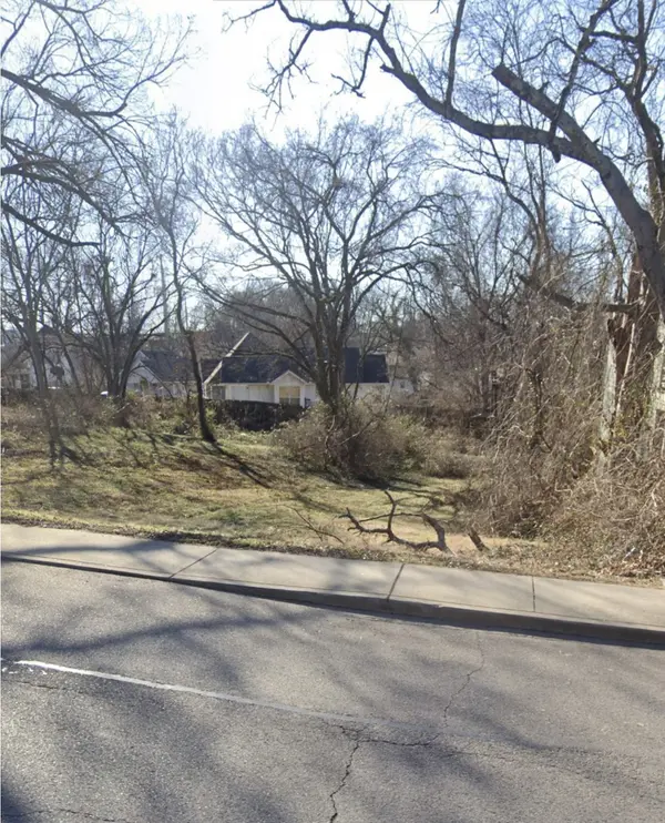 917 40th Ave #N, Nashville, TN 37209