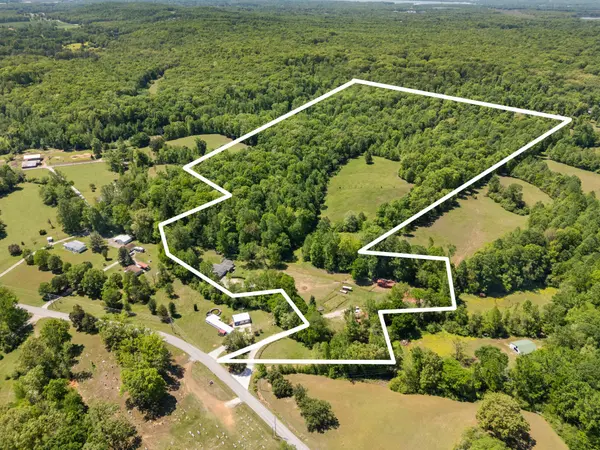 1431 Flatwood Rd, New Johnsonville, TN 37134