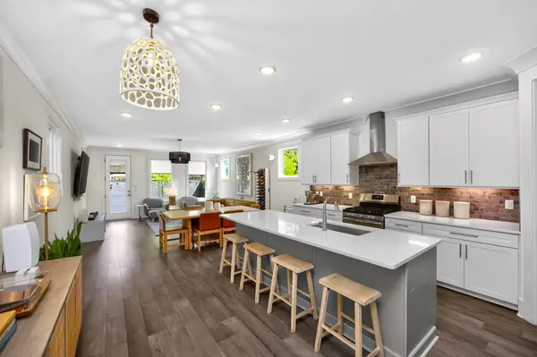217 Eastmoreland St #B, Nashville, TN 37207
