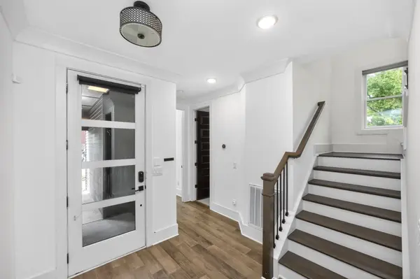 217 Eastmoreland St #A, Nashville, TN 37207