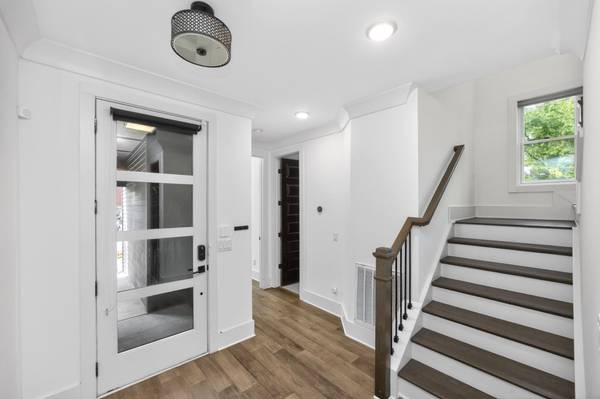 217 Eastmoreland St #A, Nashville, TN 37207