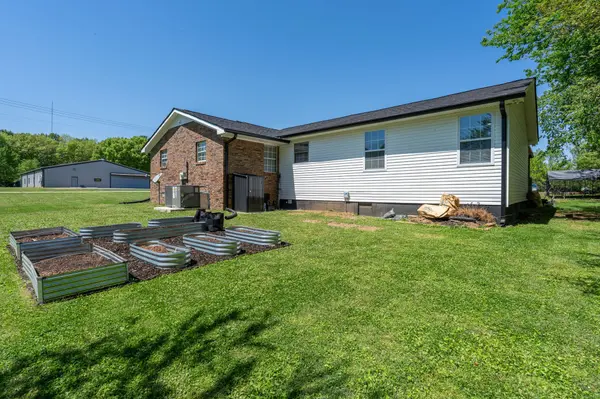 709 Windsor Ave, Lawrenceburg, TN 38464