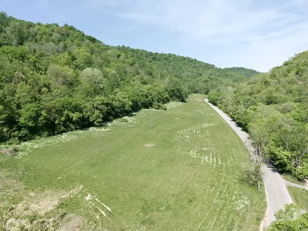 2 Big Hill Rd, Liberty, TN 37095