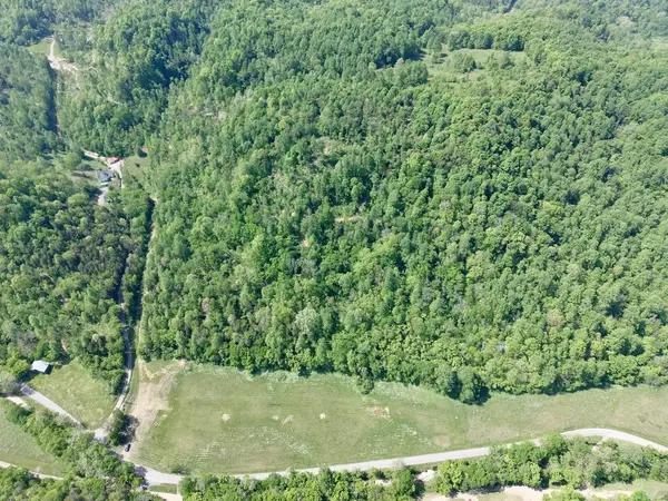 2 Big Hill Rd, Liberty, TN 37095